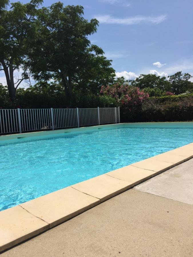 Résidence Privé Avec Parking Wifi Clim Piscine Appartement