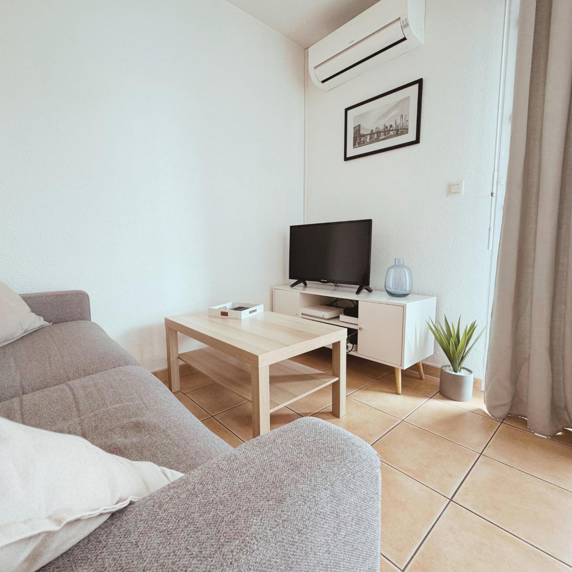 Résidence Privé Avec Parking Wifi Clim Piscine Appartement *